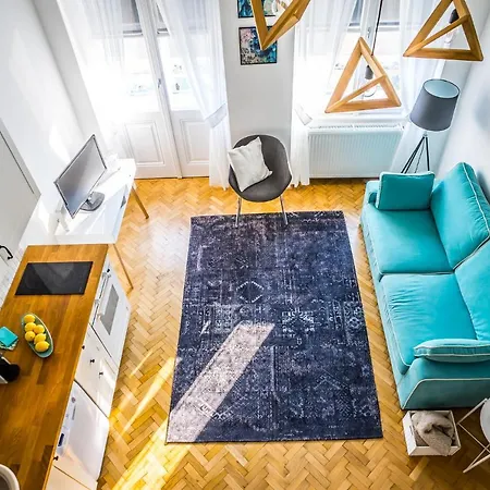Apartment Ybl City Center Szekesfehervar