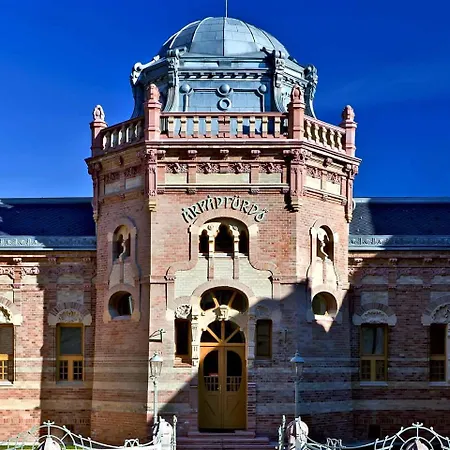 Ybl City Center Szekesfehervar