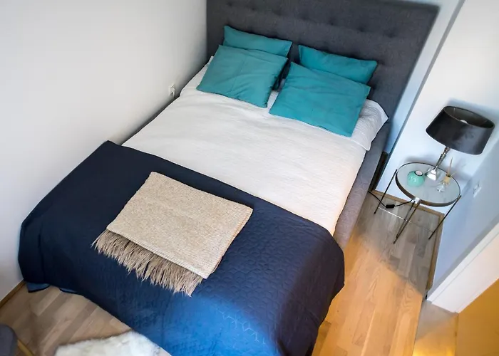 Ybl City Center Apartment *